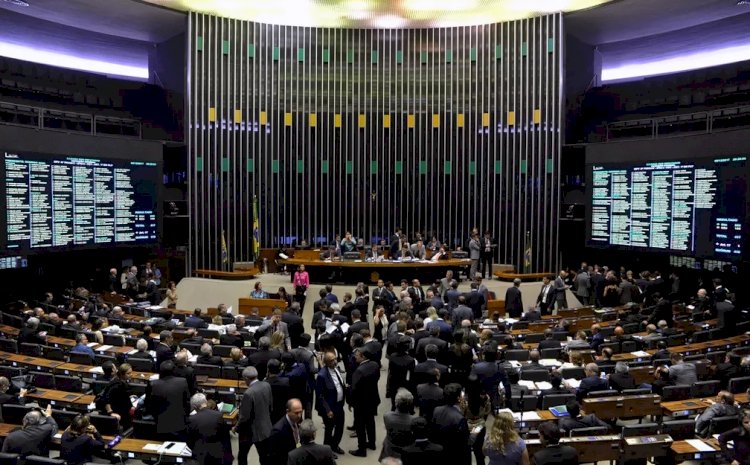 Mais de 80% não escolheram nem sabem em quem votar para deputado