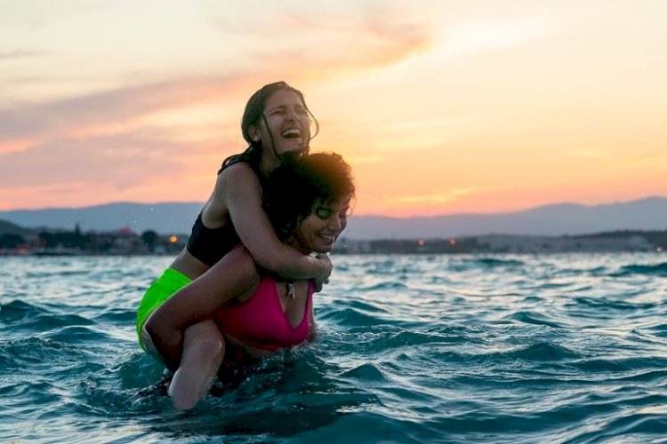 'As Nadadoras' dramatiza a fuga de duas irmãs refugiadas da Síria