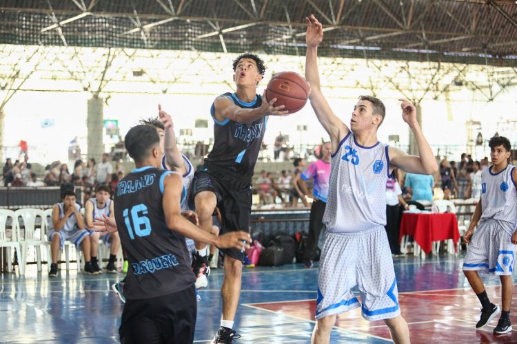 Festival de Esportes FEEMG na modalidade de handebol. 