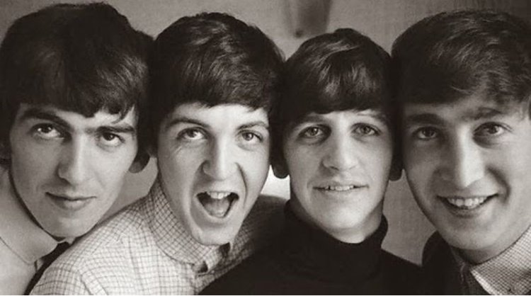 Precursora da Beatlemania, “She Loves You” celebra 60 anos