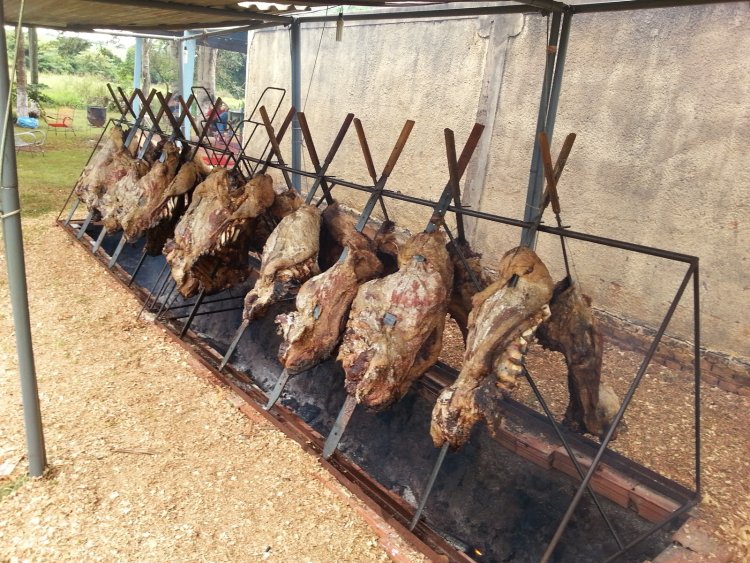 7ª edição do ‘Costelão Fogo no Chão’ acontece neste domingo