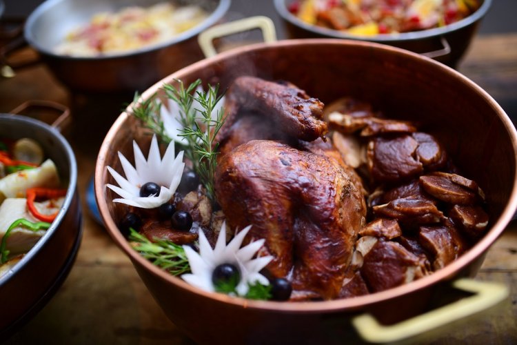 Campos do Jordão recebe ceia de Natal com sabores do mundo todo