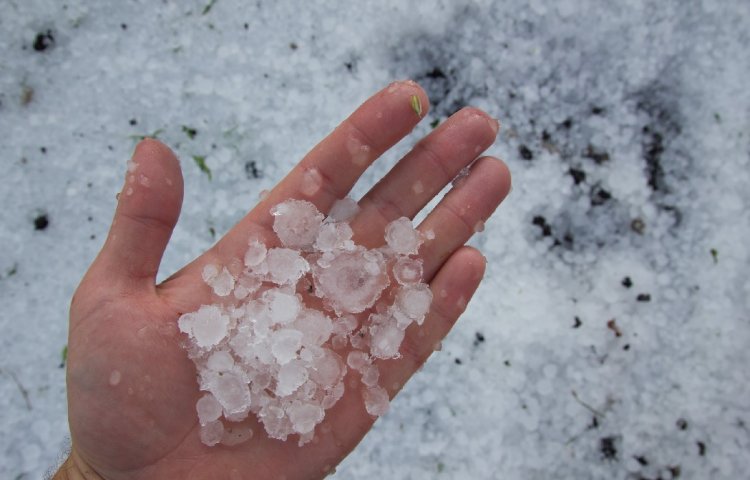 Passos entre as 232 cidades que podem ser atingidas hoje com chuva forte