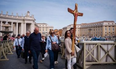 Processo de escolha do novo papa está entre os destaques dos jornais
