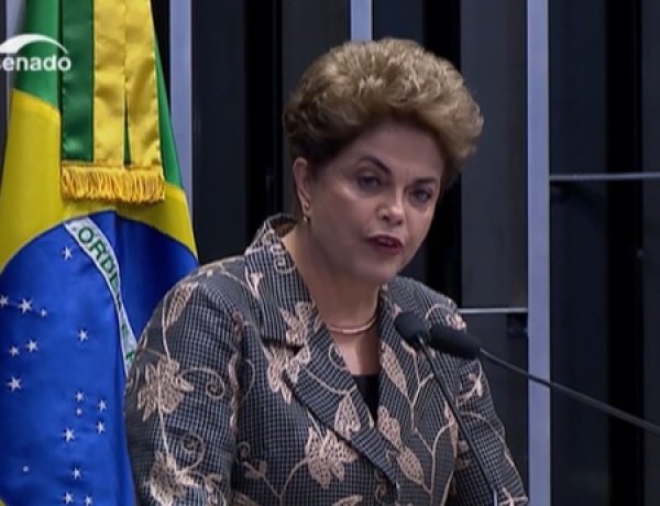 Em 12 de maio Senado aprova abertura de impeachment da presidente Dilma