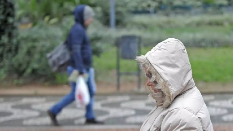 Frente fria avança sobre o Brasil a partir deste domingo