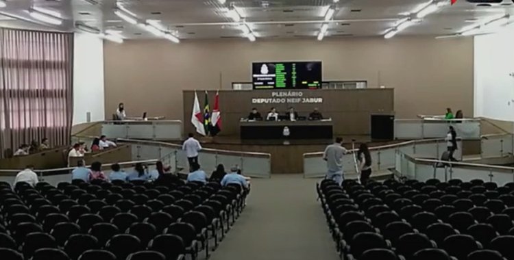 Prá não dizer que não falei da Câmara